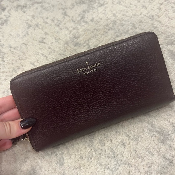 Kate Spade Dark Burgandy Leather wallet - Picture 1 of 2